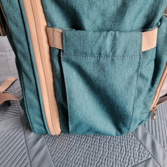 Green Diaper Bag with Bed - Picture 4 of 12